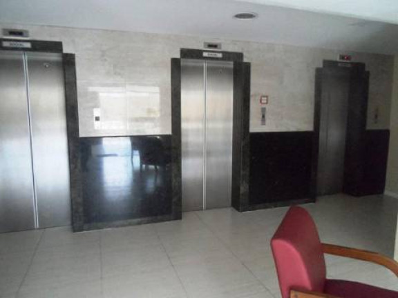 Imagem Apartamento com 3 Quartos à Venda,  em Jóquei Clube - Fortaleza