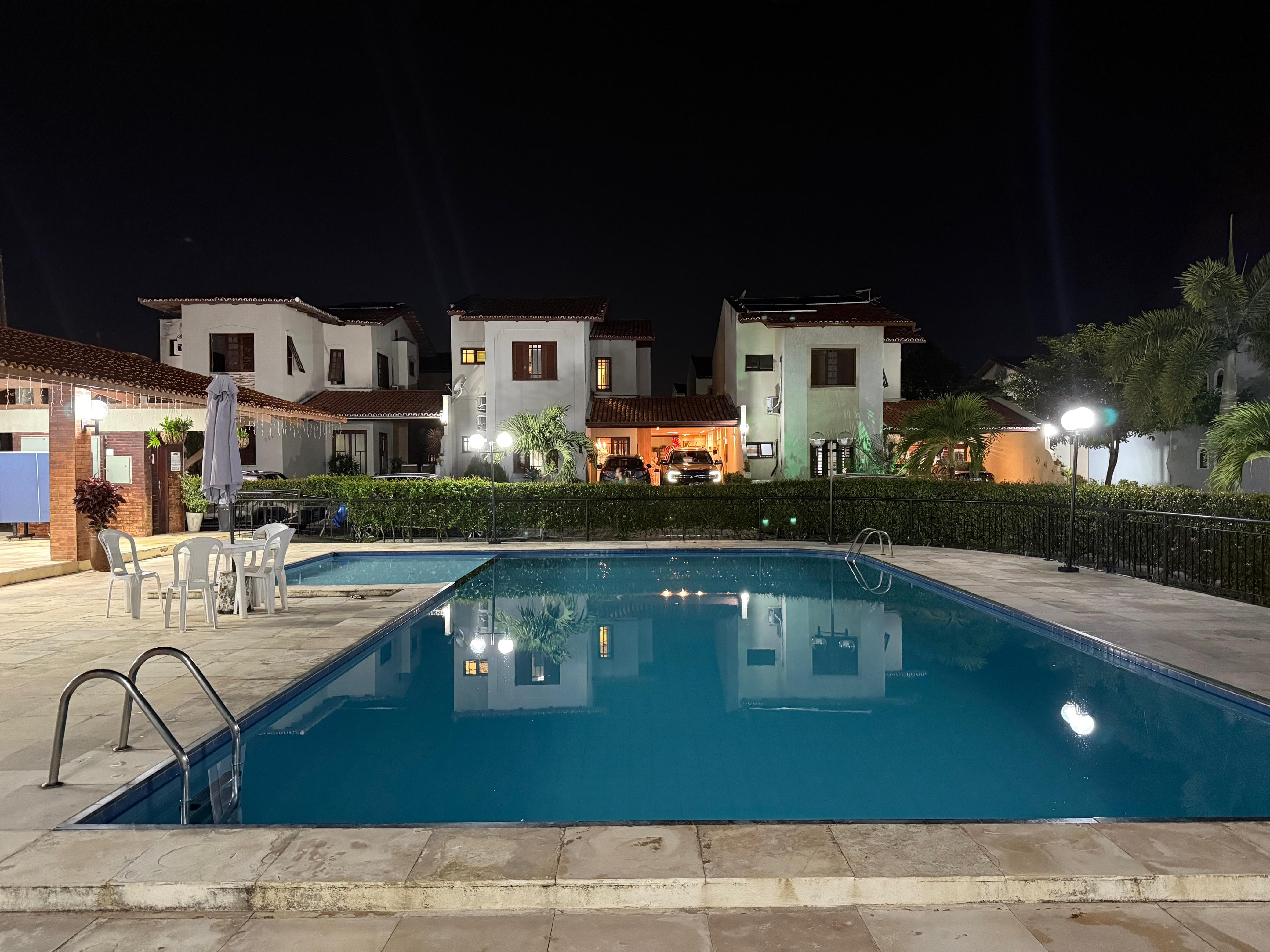 Imagem Casa de Condomínio com 4 Quartos à Venda, 198 m² em Sapiranga-Coité - Fortaleza Imagem Casa de Condomínio com 4 Quartos à Venda, 198 m² em Sapiranga-Coité - Fortaleza