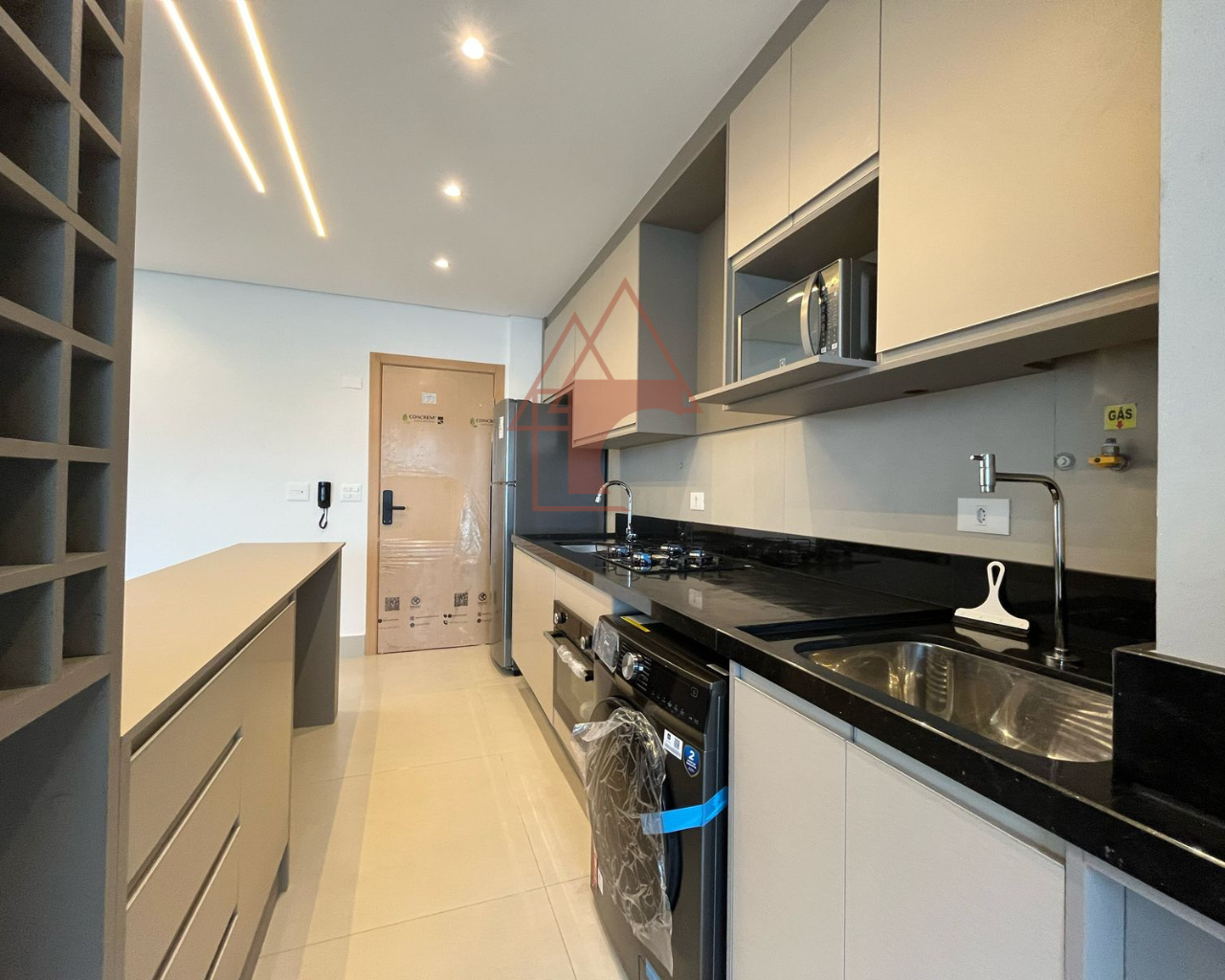 Imagem Apartamento com 2 Quartos à Venda, 75 m² em José Menino - Santos