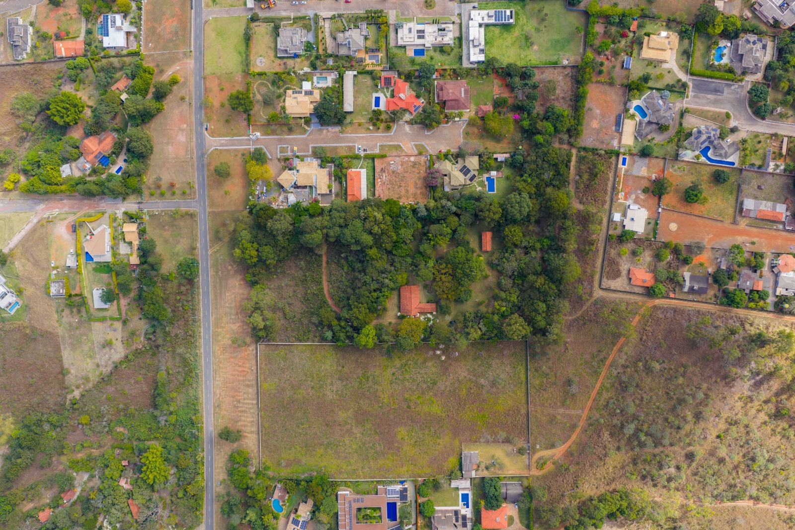 Imagem Terreno em Condomínio à Venda, 24.800 m² em Park Way - Brasília Imagem Terreno em Condomínio à Venda, 24.800 m² em Park Way - Brasília