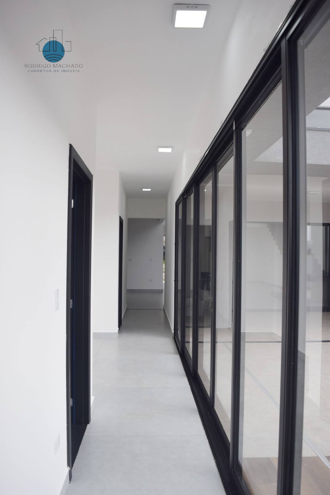 Imagem Sobrado com 4 Quartos à Venda, 305 m² em Condomínio Residencial Reserva Ecológica Atibaia - Atibaia Imagem Sobrado com 4 Quartos à Venda, 305 m² em Condomínio Residencial Reserva Ecológica Atibaia - Atibaia