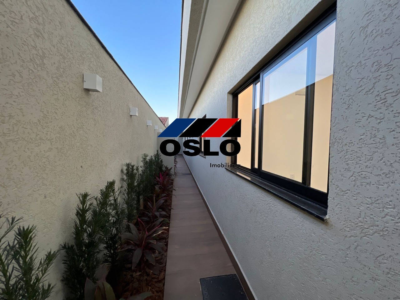 Imagem Casa com 4 Quartos à Venda, 192 m²em Moinho dos Ventos - Goiânia Imagem Casa com 4 Quartos à Venda, 192 m²em Moinho dos Ventos - Goiânia