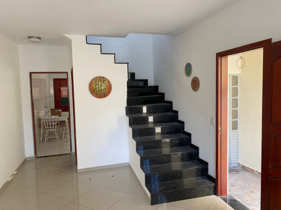 Imagem Casa de Condomínio com 3 Quartos à Venda, 154 m² em Jardim Mirna - Taboão da Serra