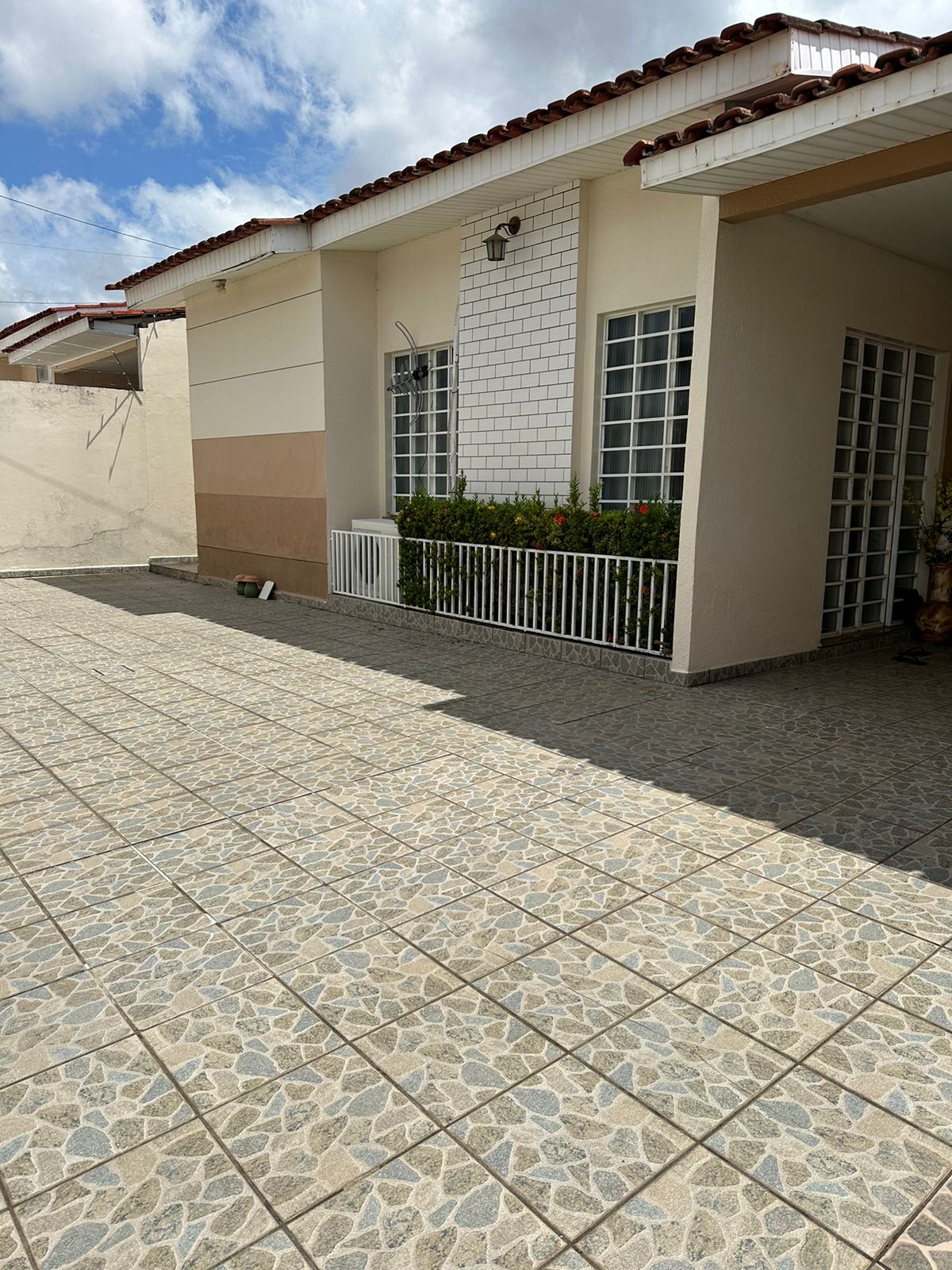 Imagem Casa com 3 Quartos à Venda, 256 m² em Planalto - Manaus Imagem Casa com 3 Quartos à Venda, 256 m² em Planalto - Manaus