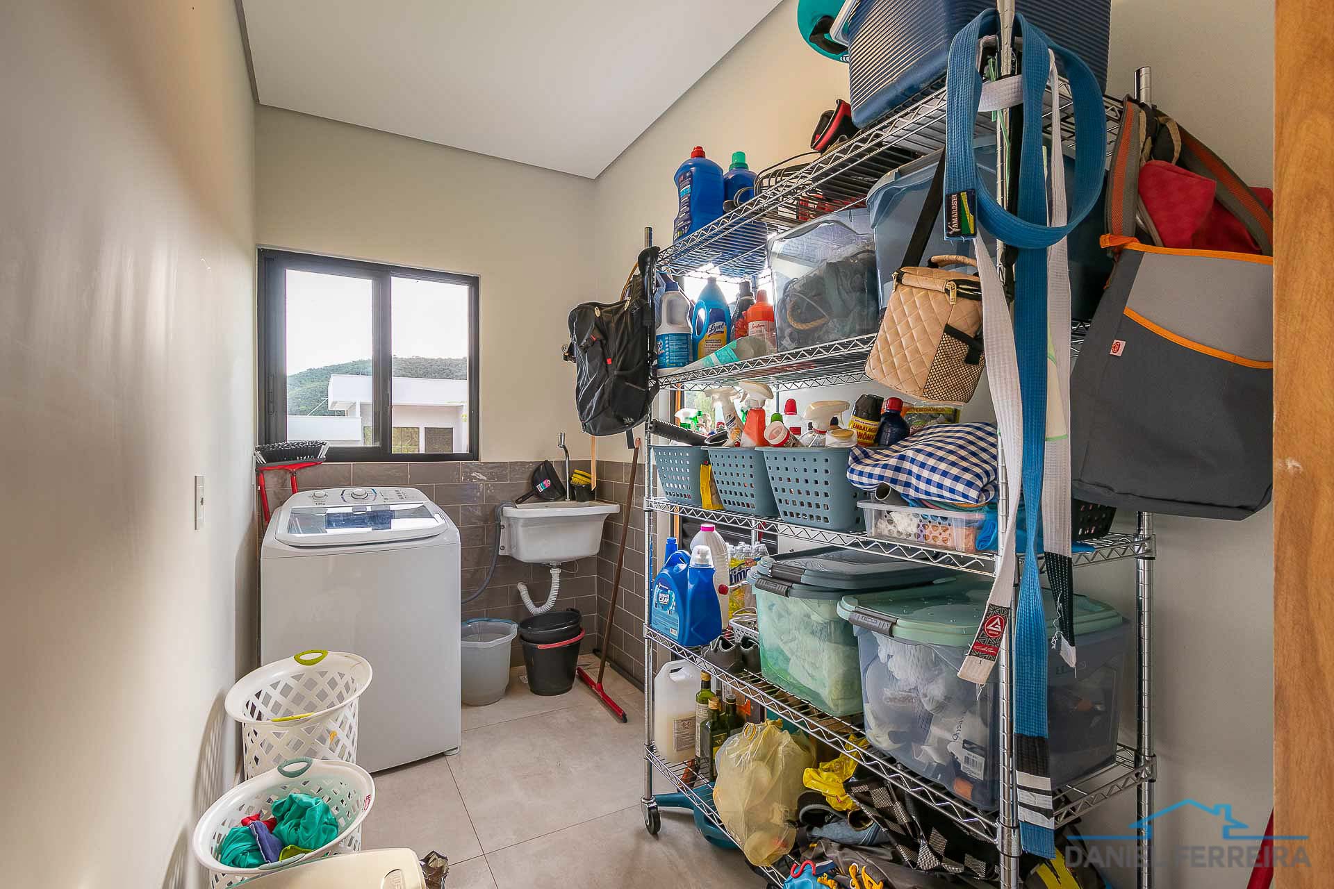Imagem Casa de Condomínio com 3 Quartos à Venda, 240 m² em Setor Habitacional Tororó (Jardim Botânico) - Brasília Imagem Casa de Condomínio com 3 Quartos à Venda, 240 m² em Setor Habitacional Tororó (Jardim Botânico) - Brasília