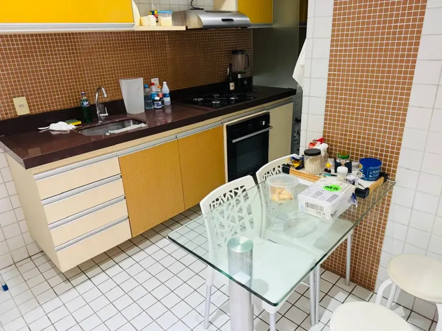 Imagem Apartamento com 3 Quartos à Venda, 85 m² em Tirol - Natal