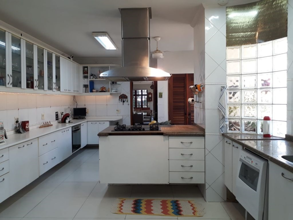 Imagem Sobrado com 4 Quartos à Venda, 286 m²em Vila Deodoro - São Paulo