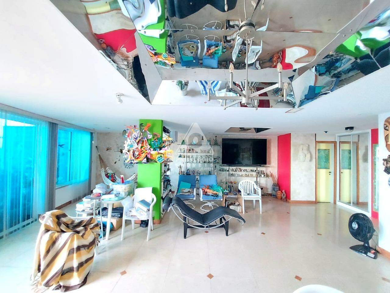 Imagem Cobertura com 4 Quartos à Venda, 338 m²em Copacabana - Rio de Janeiro