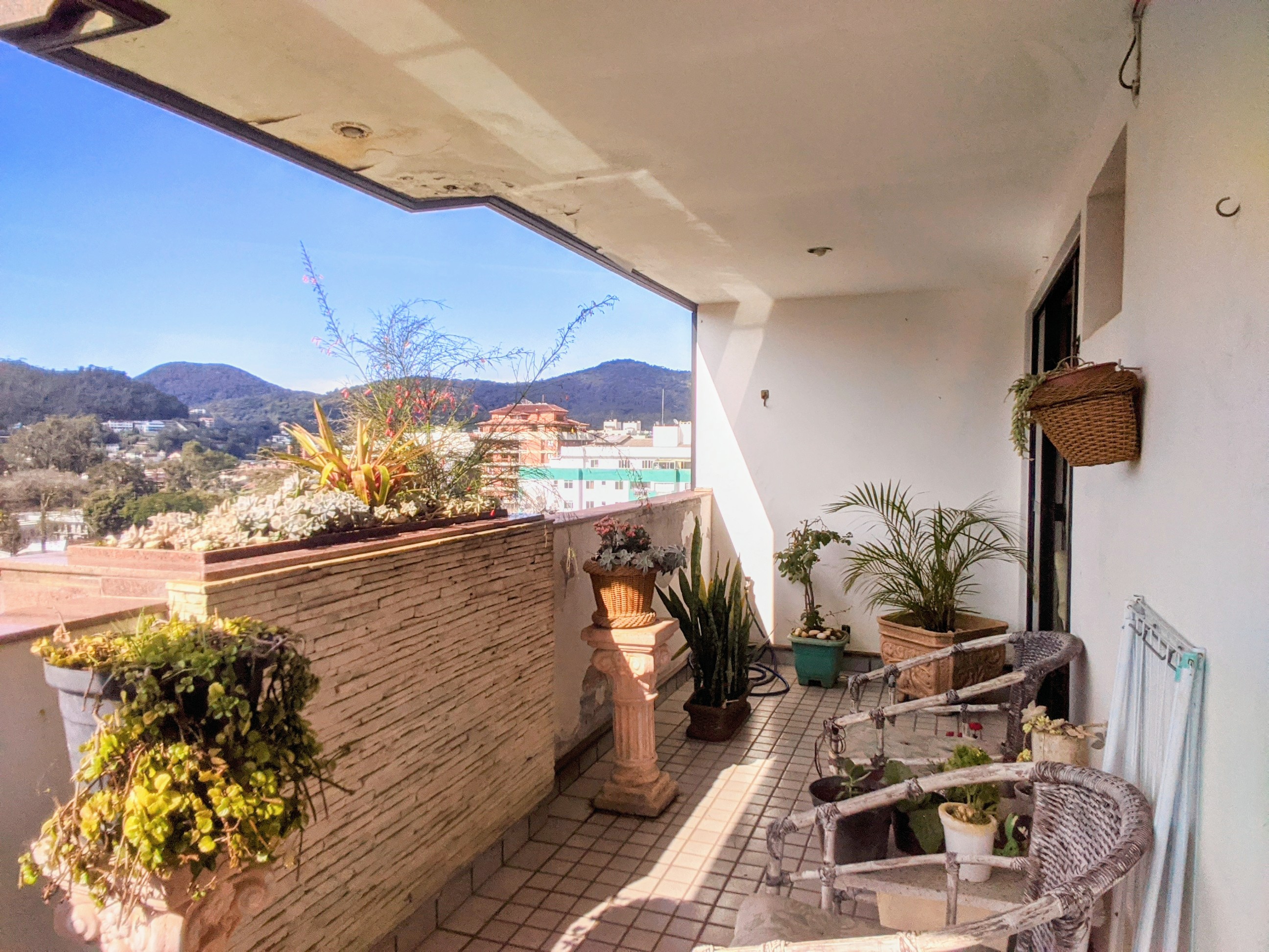 Imagem Apartamento com 2 Quartos à Venda, 103 m²em Alto - Teresópolis