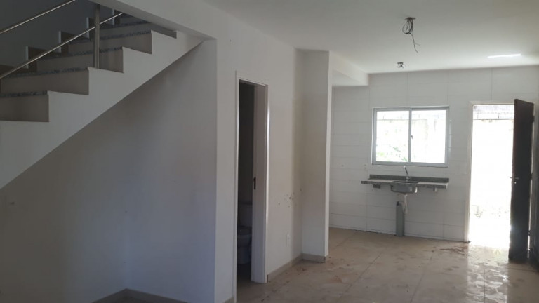 Imagem Casa de Condomínio com 2 Quartos à Venda, 62 m² em Planalto - Natal