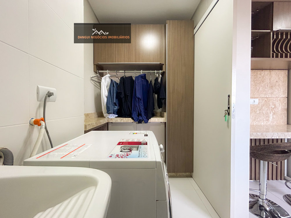 Imagem Apartamento com 2 Quartos à Venda, 121 m²em Vila Izabel - Curitiba Imagem Apartamento com 2 Quartos à Venda, 121 m²em Vila Izabel - Curitiba