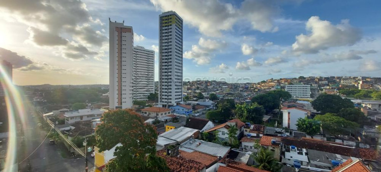 Apartamento com 2 Quartos à Venda, 79 m²em Casa Amarela - Recife