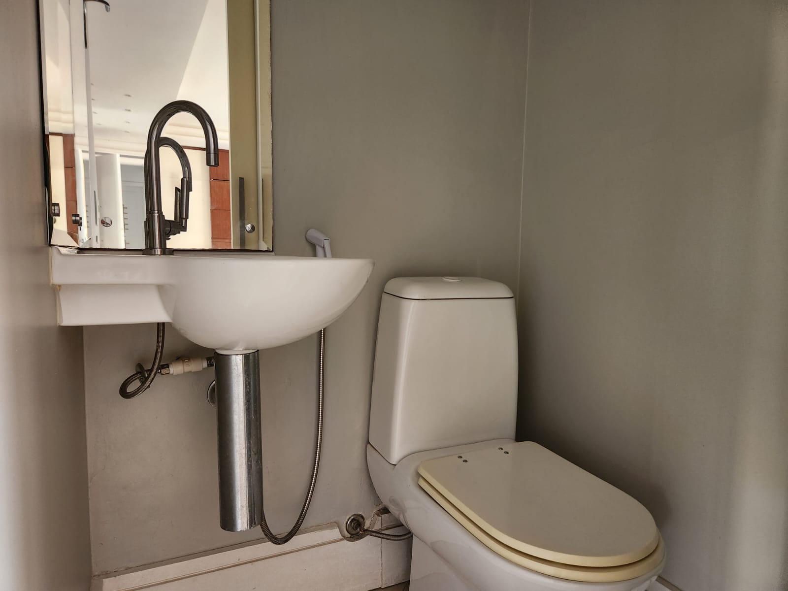 Imagem Apartamento com 3 Quartos à Venda, 88 m²em Trindade - Florianópolis Imagem Apartamento com 3 Quartos à Venda, 88 m²em Trindade - Florianópolis