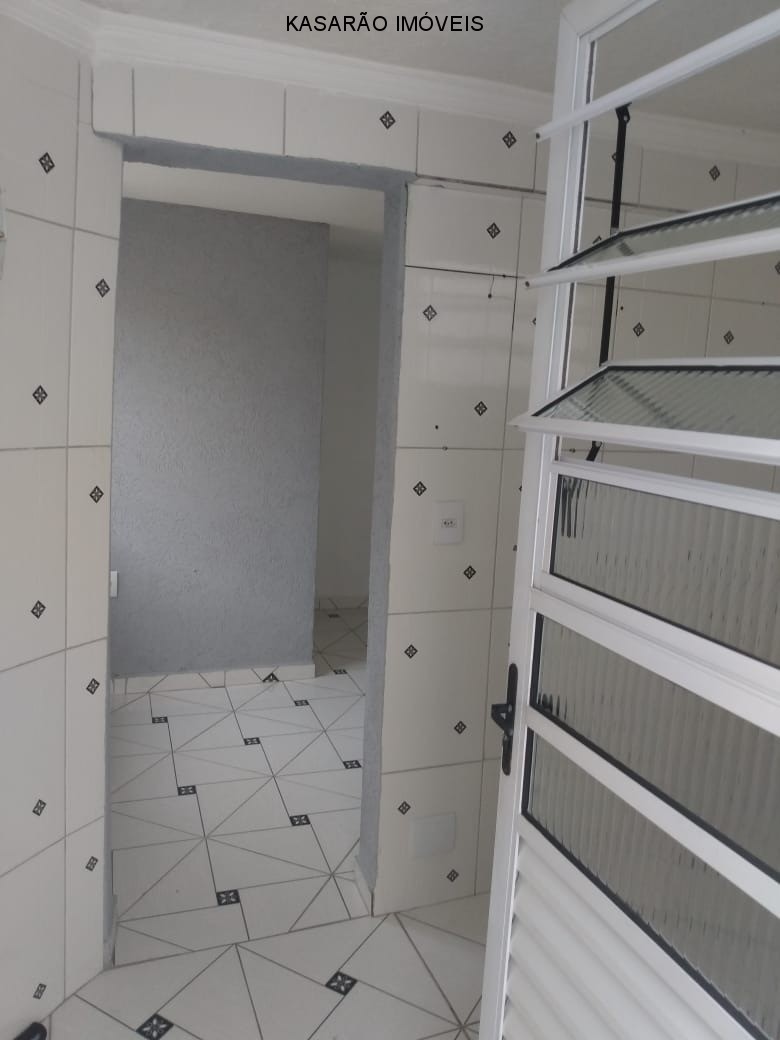 Imagem Casa com 1 Quarto para Alugar, 25 m²em Vila Miriam - São Paulo