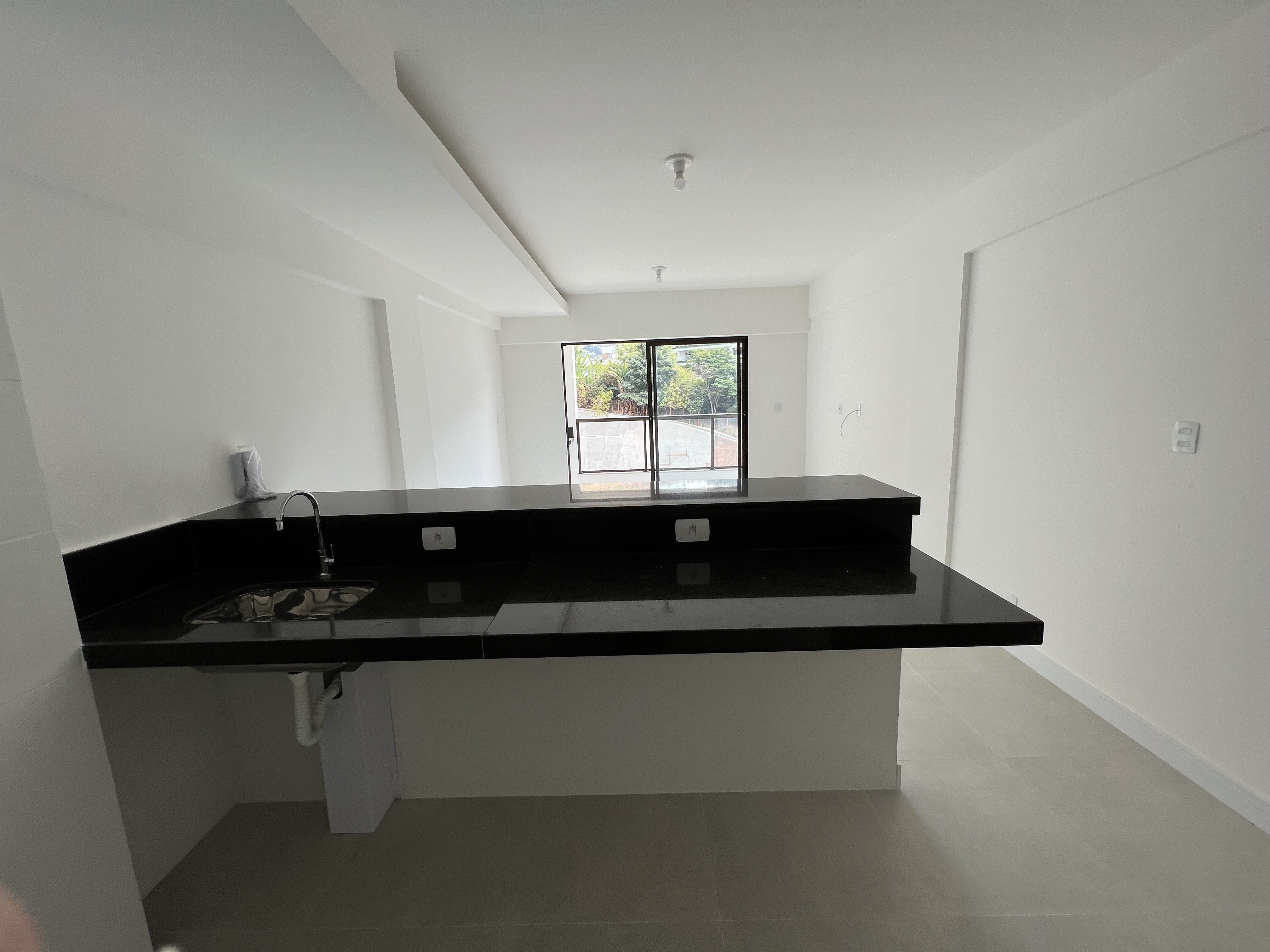 Imagem Studio com 1 Quarto à Venda, 34 m² em São Mateus - Juiz de Fora Imagem Studio com 1 Quarto à Venda, 34 m² em São Mateus - Juiz de Fora