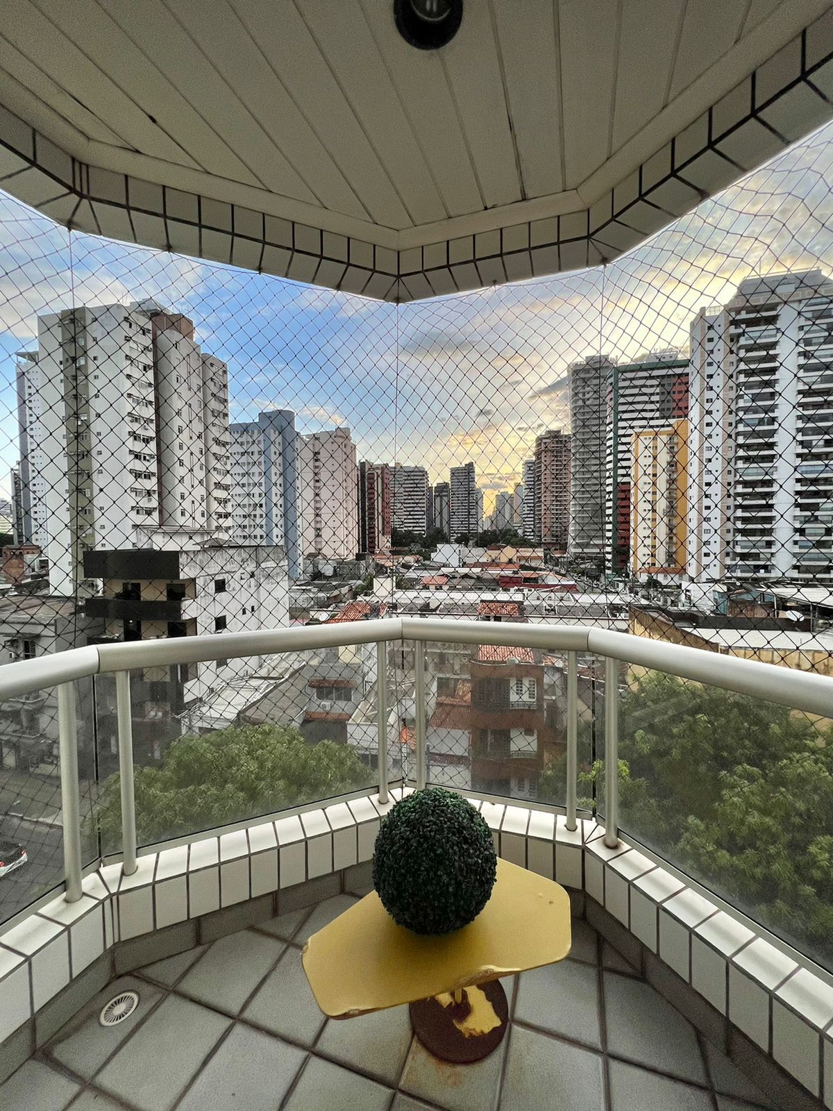 Imagem Apartamento com 3 Quartos à Venda, 140 m²em Umarizal - Belém Imagem Apartamento com 3 Quartos à Venda, 140 m²em Umarizal - Belém