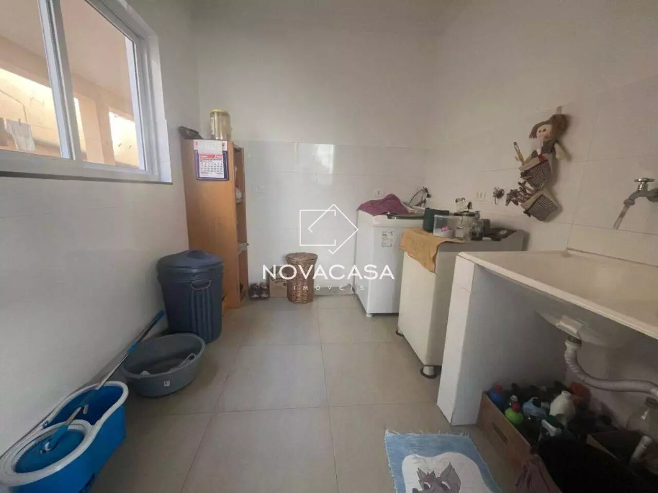 Imagem Casa com 4 Quartos à Venda, 380 m² em Santa Mônica - Belo Horizonte Imagem Casa com 4 Quartos à Venda, 380 m² em Santa Mônica - Belo Horizonte