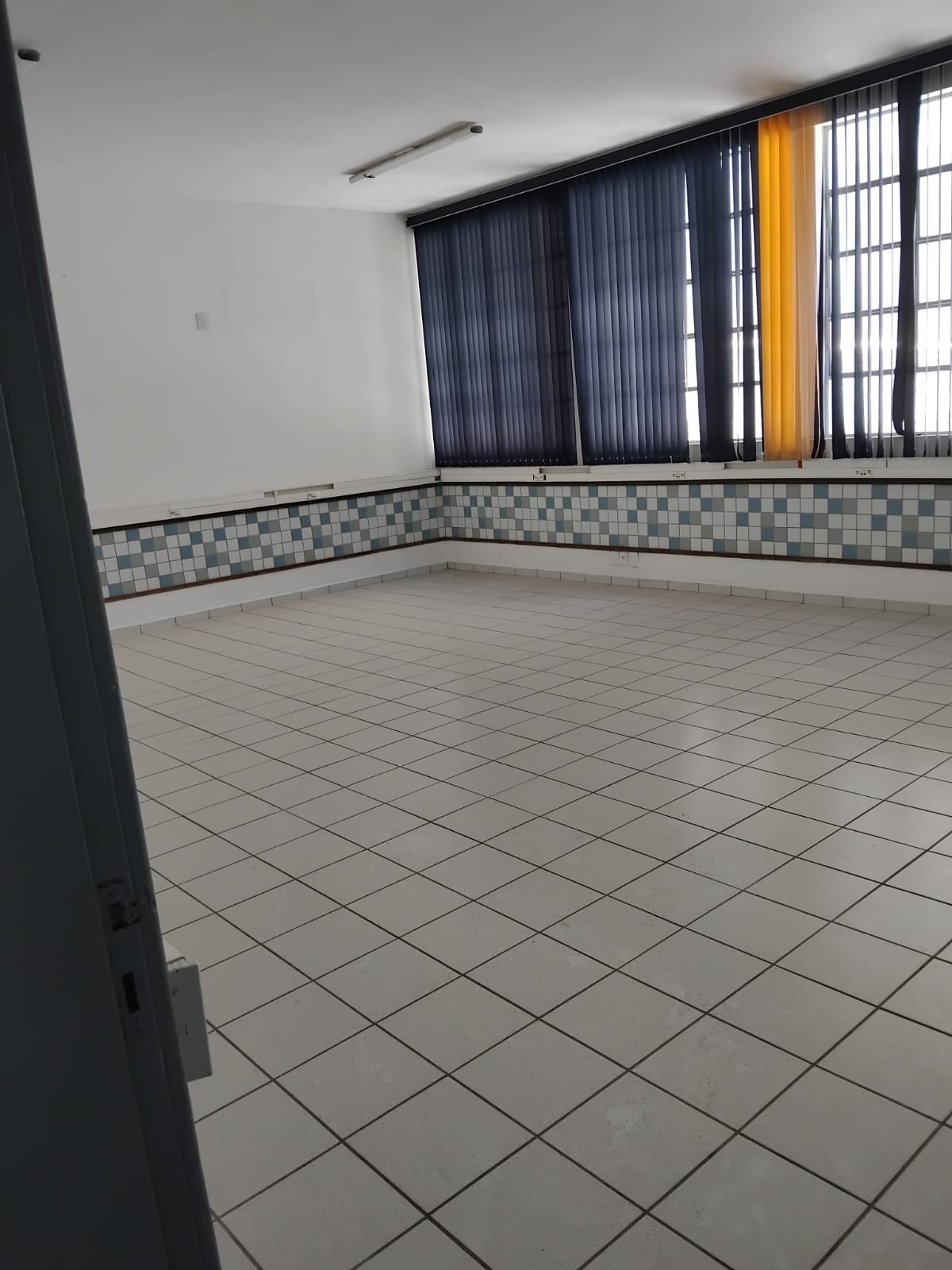 Imagem Imóvel Comercial à Venda ou Locação, 1.565 m² em Centro - Bragança Paulista Imagem Imóvel Comercial à Venda ou Locação, 1.565 m² em Centro - Bragança Paulista