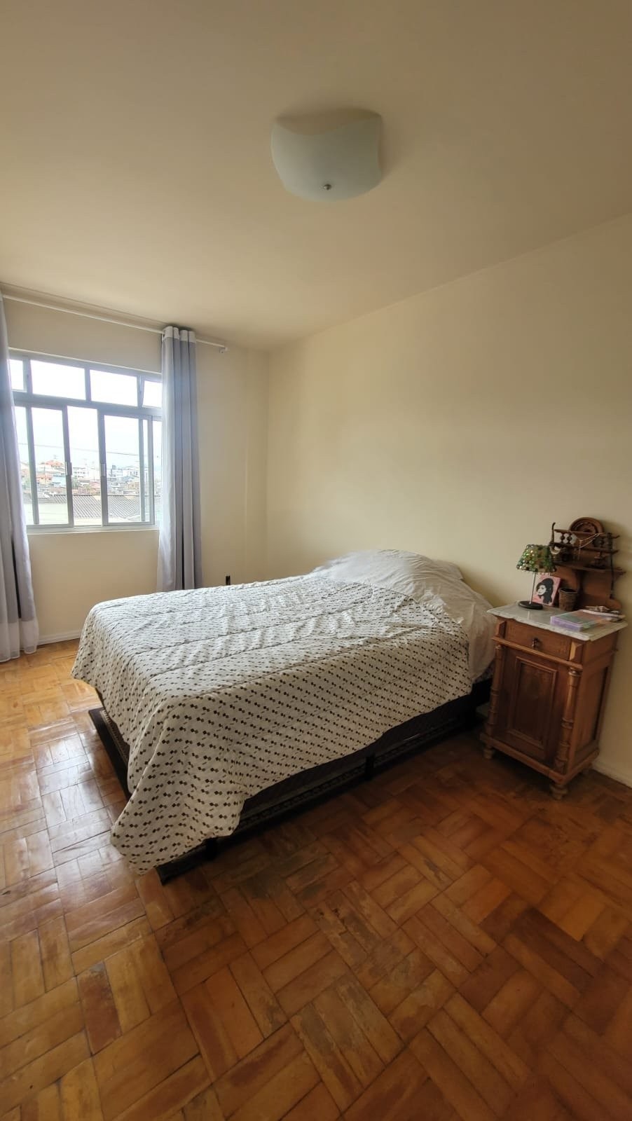 Imagem Apartamento com 2 Quartos à Venda, 57 m² em Coqueiros - Florianópolis