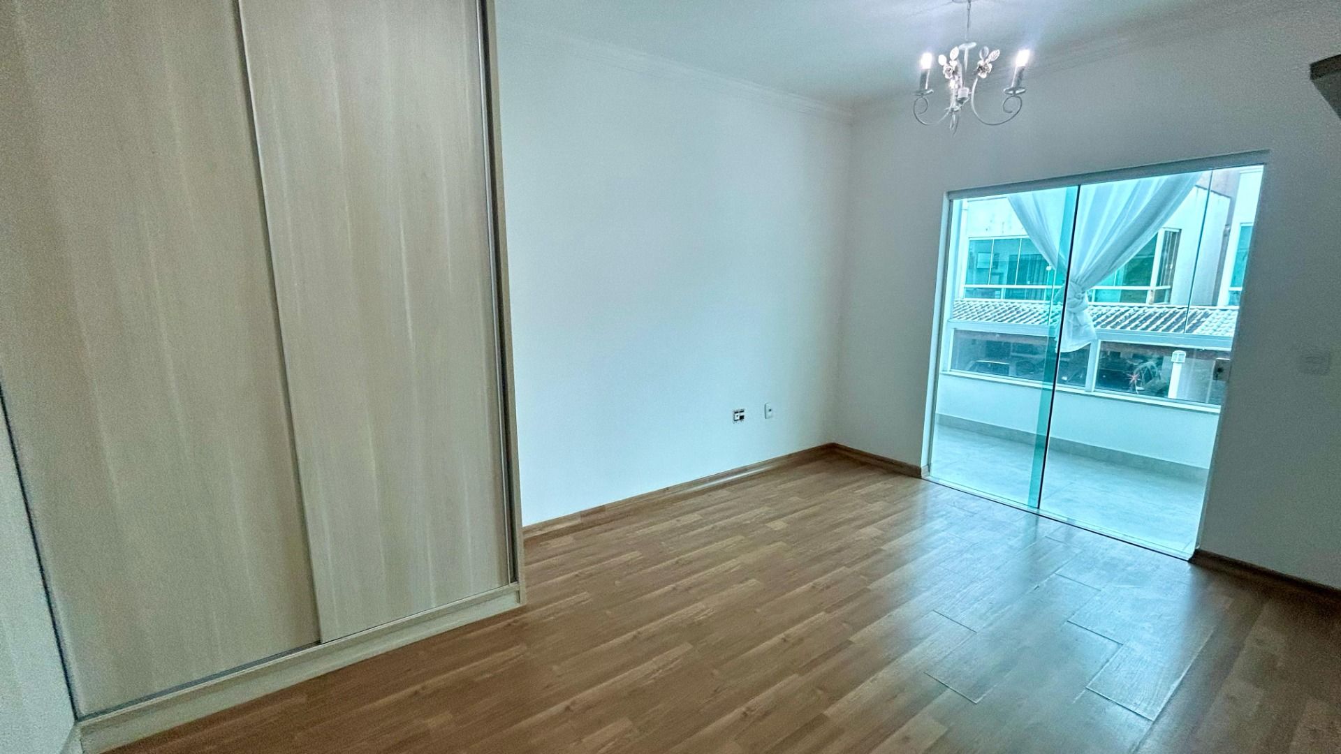 Imagem Casa com 3 Quartos à Venda, 160 m² em Parque Jardim da Serra - Juiz de Fora Imagem Casa com 3 Quartos à Venda, 160 m² em Parque Jardim da Serra - Juiz de Fora