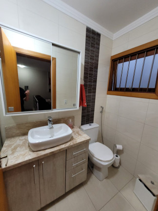 Imagem Sobrado com 3 Quartos à Venda, 220 m² em Jardim América - São Leopoldo