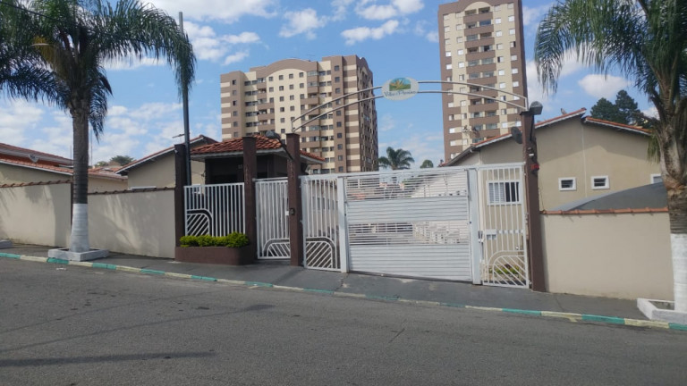 Casa de Condomínio com 2 Quartos à Venda, 52 m² em Cidade Líder - São Paulo