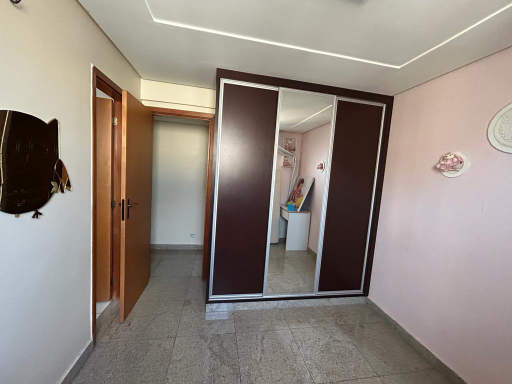 Imagem Apartamento com 4 Quartos à Venda, 216 m²em Setor Bueno - Goiânia
