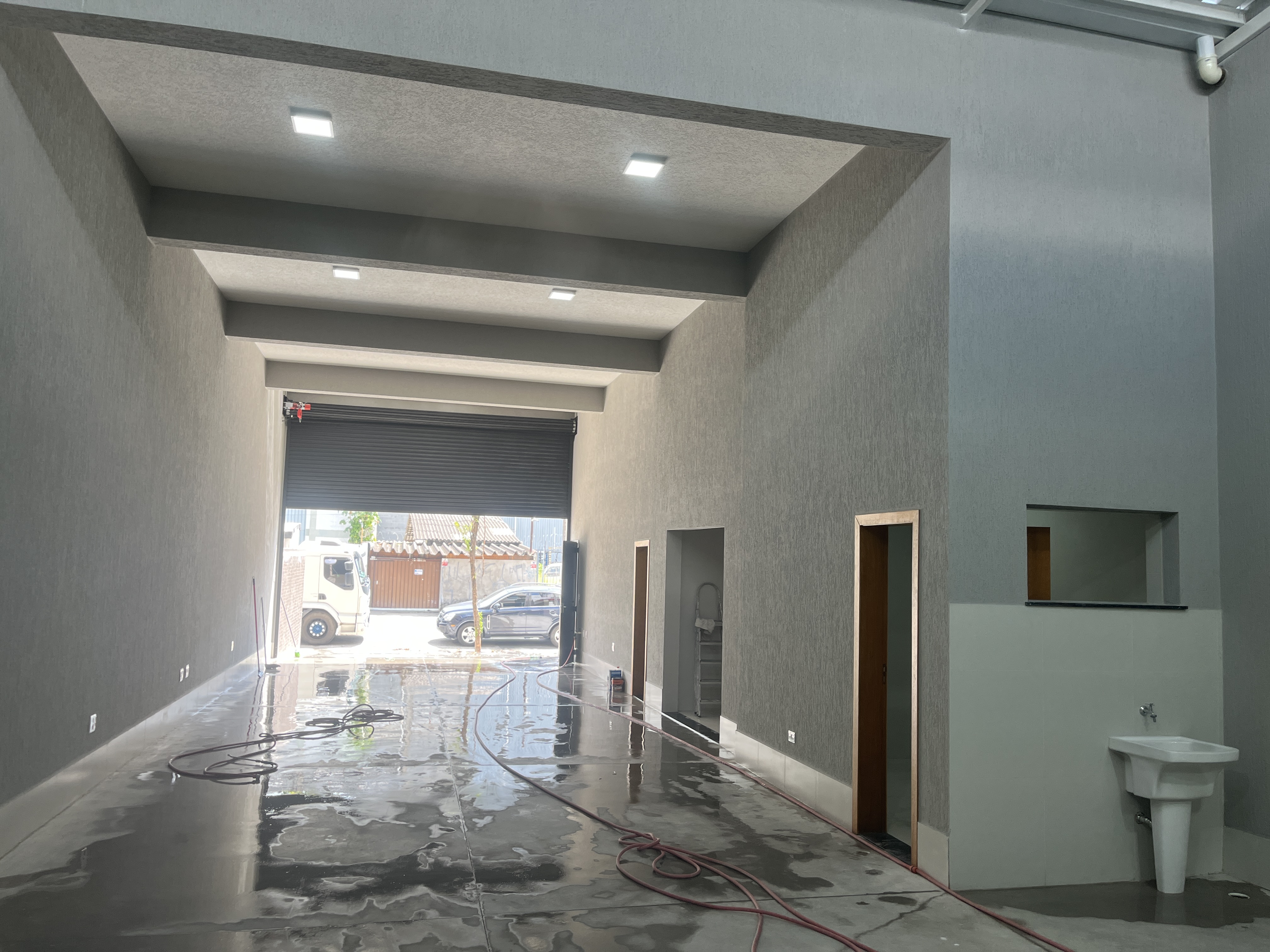 Imagem Galpão para Alugar, 325 m² em Vila Anastácio - São Paulo