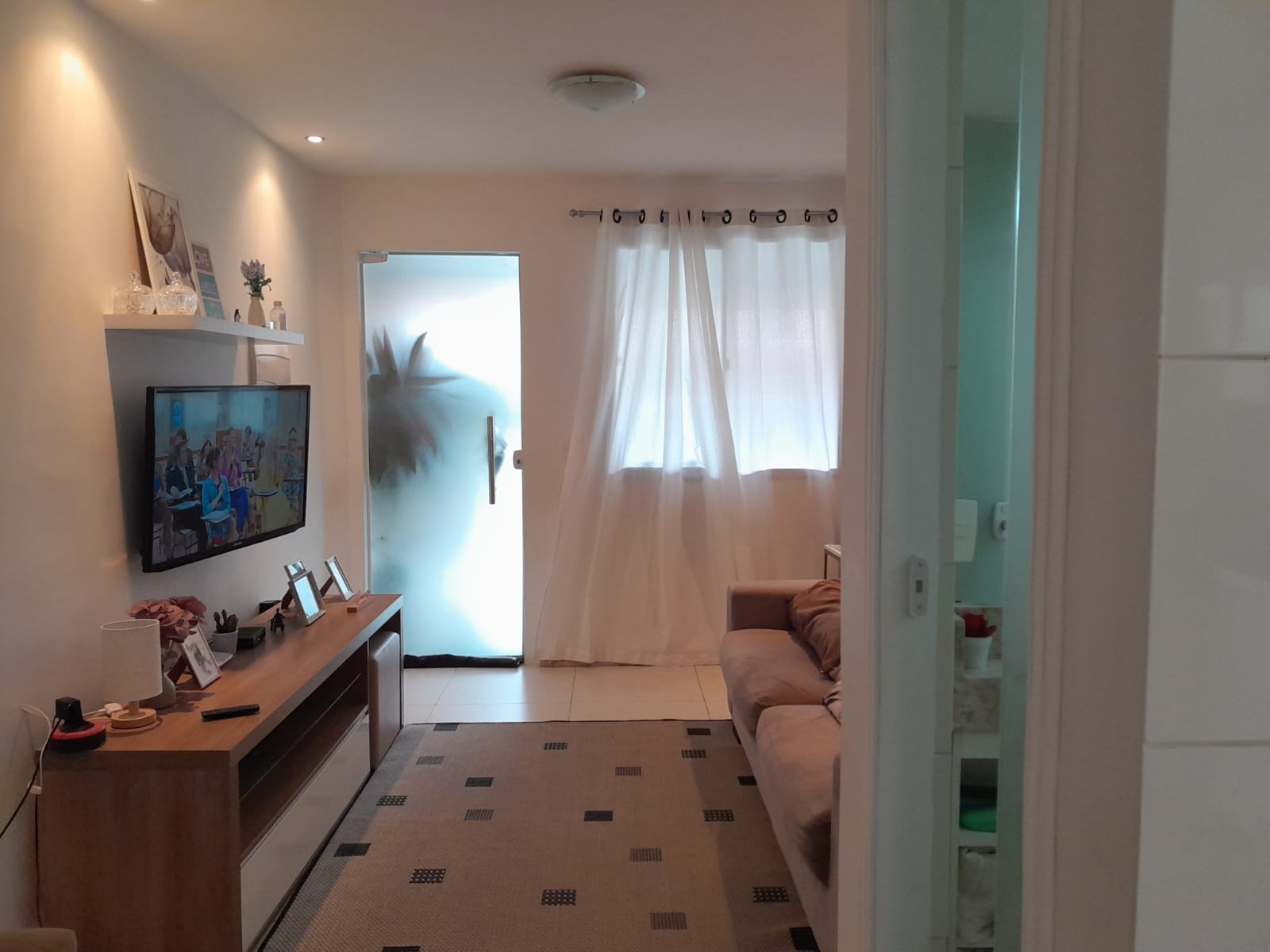 Imagem Casa de Condomínio com 2 Quartos à Venda, 120 m² em Recreio Ipitanga - Lauro de Freitas Imagem Casa de Condomínio com 2 Quartos à Venda, 120 m² em Recreio Ipitanga - Lauro de Freitas