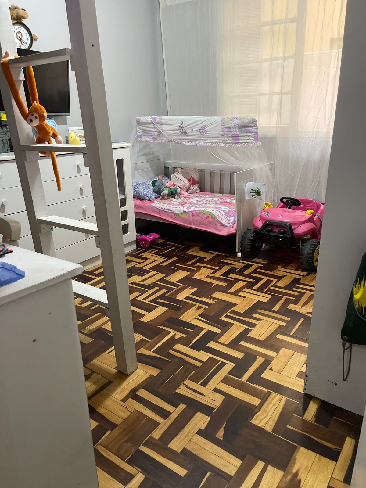 Imagem Apartamento com 2 Quartos à Venda, 68 m²em Vila Ipiranga - Porto Alegre