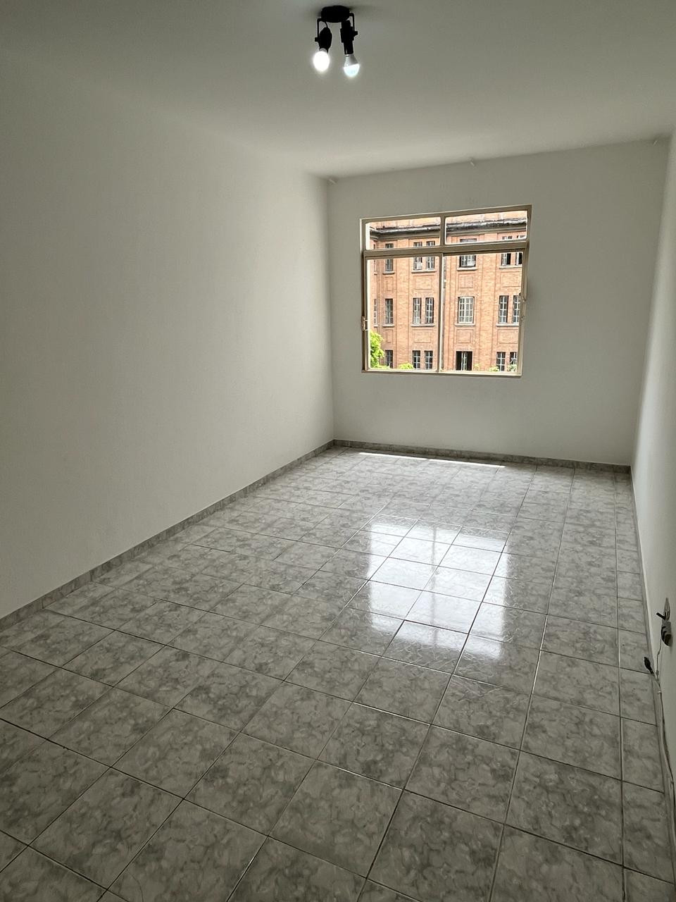 Imagem Apartamento com 1 Quarto à Venda, 42 m²em Vila Buarque - São Paulo Imagem Apartamento com 1 Quarto à Venda, 42 m²em Vila Buarque - São Paulo
