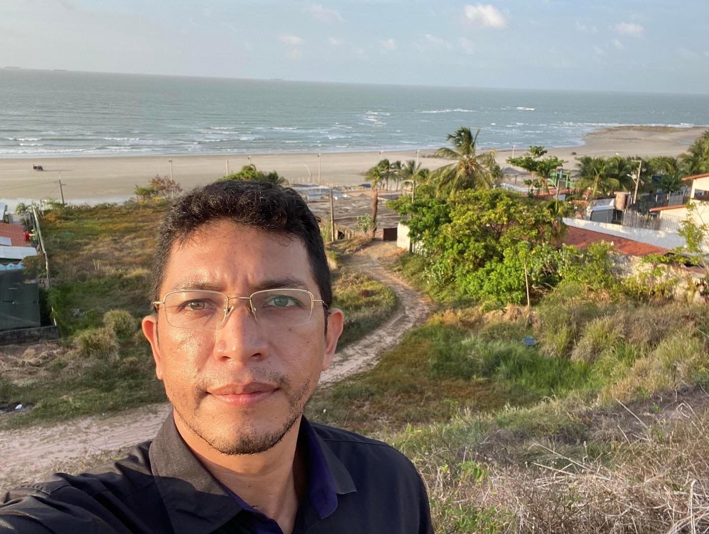 Imagem Apartamento com 5 Quartos à Venda, 180 m²em Calhau - São Luís