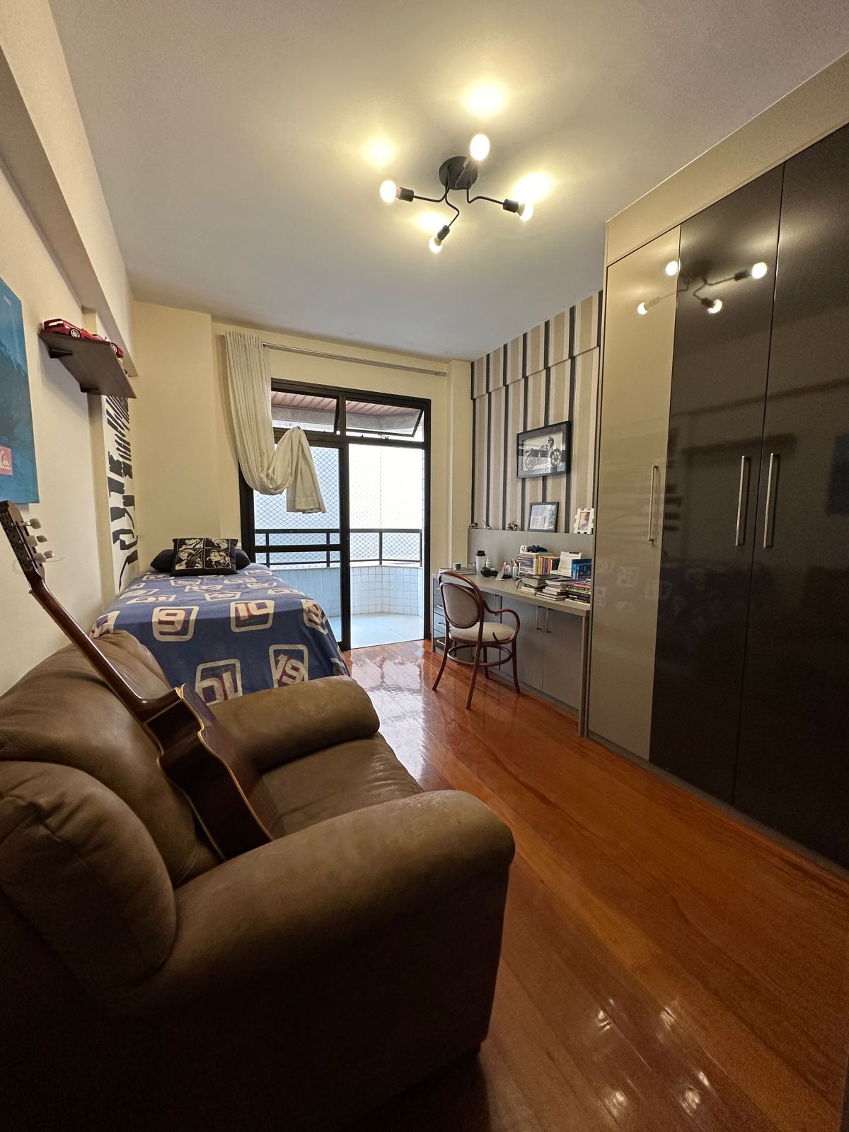 Imagem Apartamento com 4 Quartos à Venda, 354 m²em Itapuã - Vila Velha Imagem Apartamento com 4 Quartos à Venda, 354 m²em Itapuã - Vila Velha