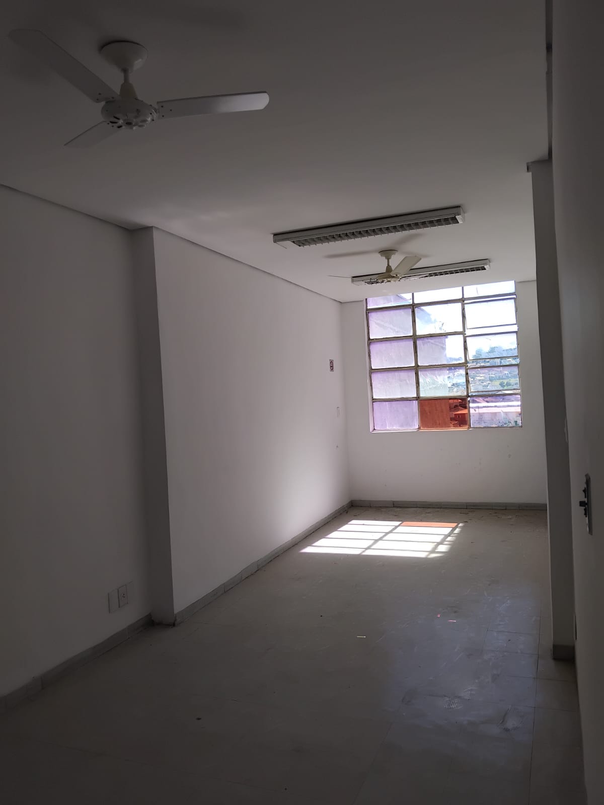 Imagem Imóvel Comercial à Venda ou Locação, 1.565 m² em Centro - Bragança Paulista Imagem Imóvel Comercial à Venda ou Locação, 1.565 m² em Centro - Bragança Paulista
