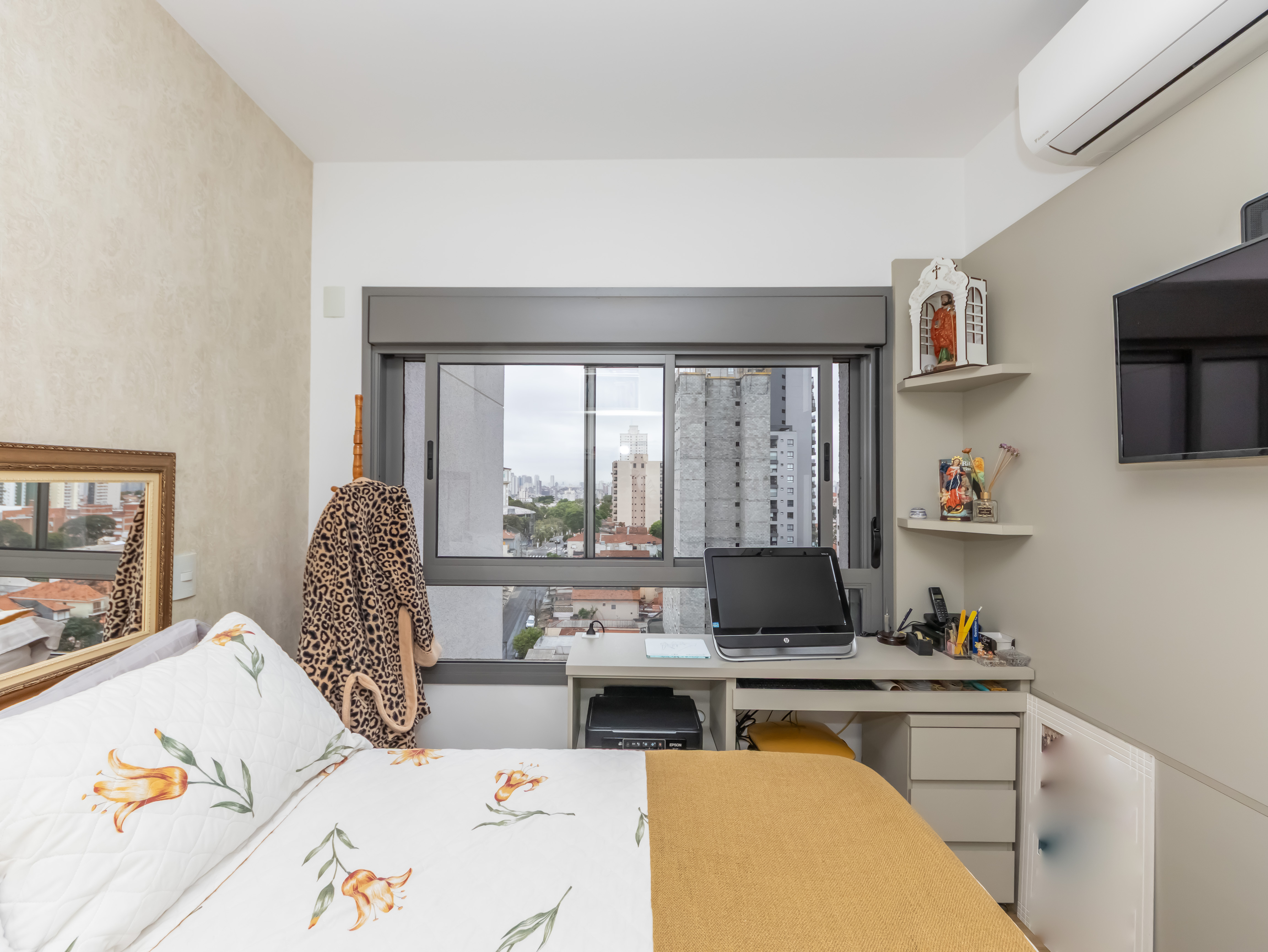 Imagem Apartamento com 2 Quartos à Venda, 73 m² em Vila Dom Pedro I - São Paulo