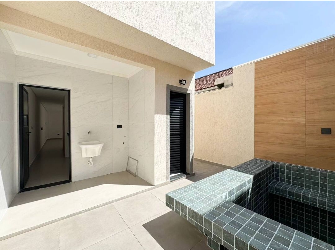 Imagem Sobrado com 3 Quartos à Venda, 120 m²em Guilhermina - Praia Grande Imagem Sobrado com 3 Quartos à Venda, 120 m²em Guilhermina - Praia Grande