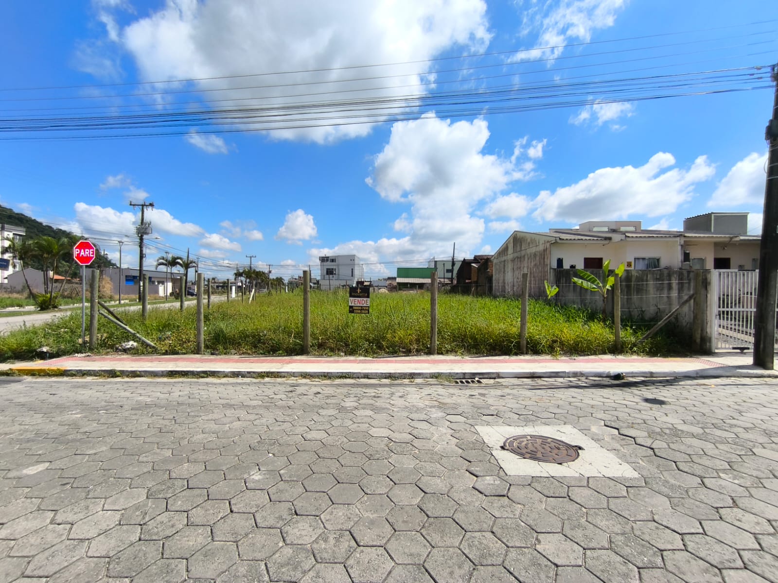Imagem Terreno à Venda, 701 m²em Santa Regina - Itajaí