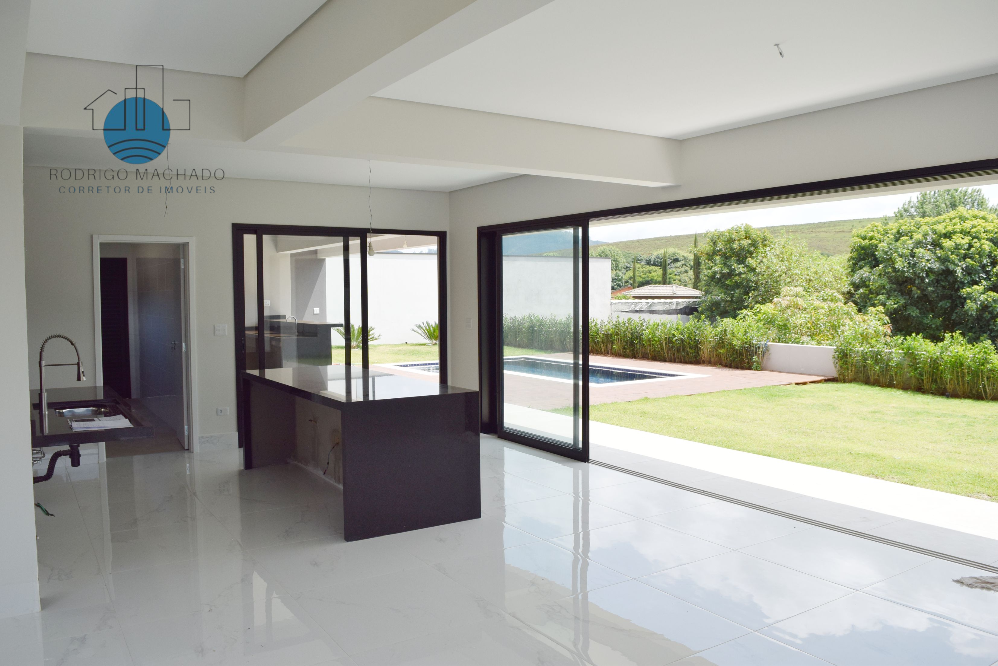 Imagem Sobrado com 4 Quartos à Venda, 345 m² em Condomínio Residencial Reserva Ecológica Atibaia - Atibaia Imagem Sobrado com 4 Quartos à Venda, 345 m² em Condomínio Residencial Reserva Ecológica Atibaia - Atibaia