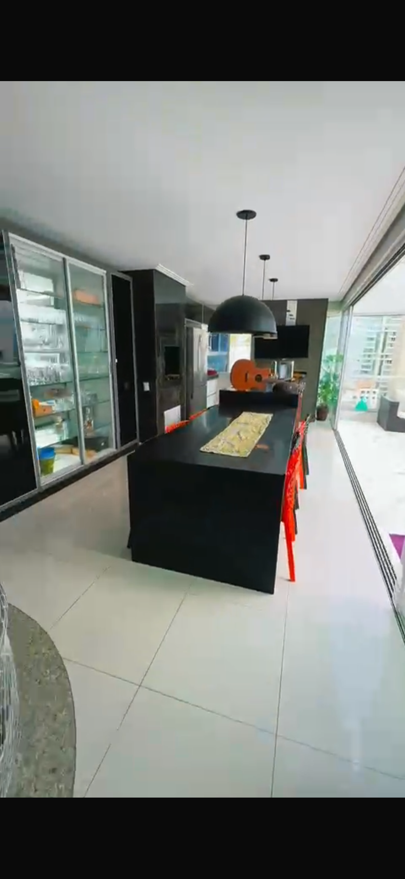 Imagem Cobertura com 4 Quartos à Venda, 370 m² em Centro - Balneário Camboriú Imagem Cobertura com 4 Quartos à Venda, 370 m² em Centro - Balneário Camboriú