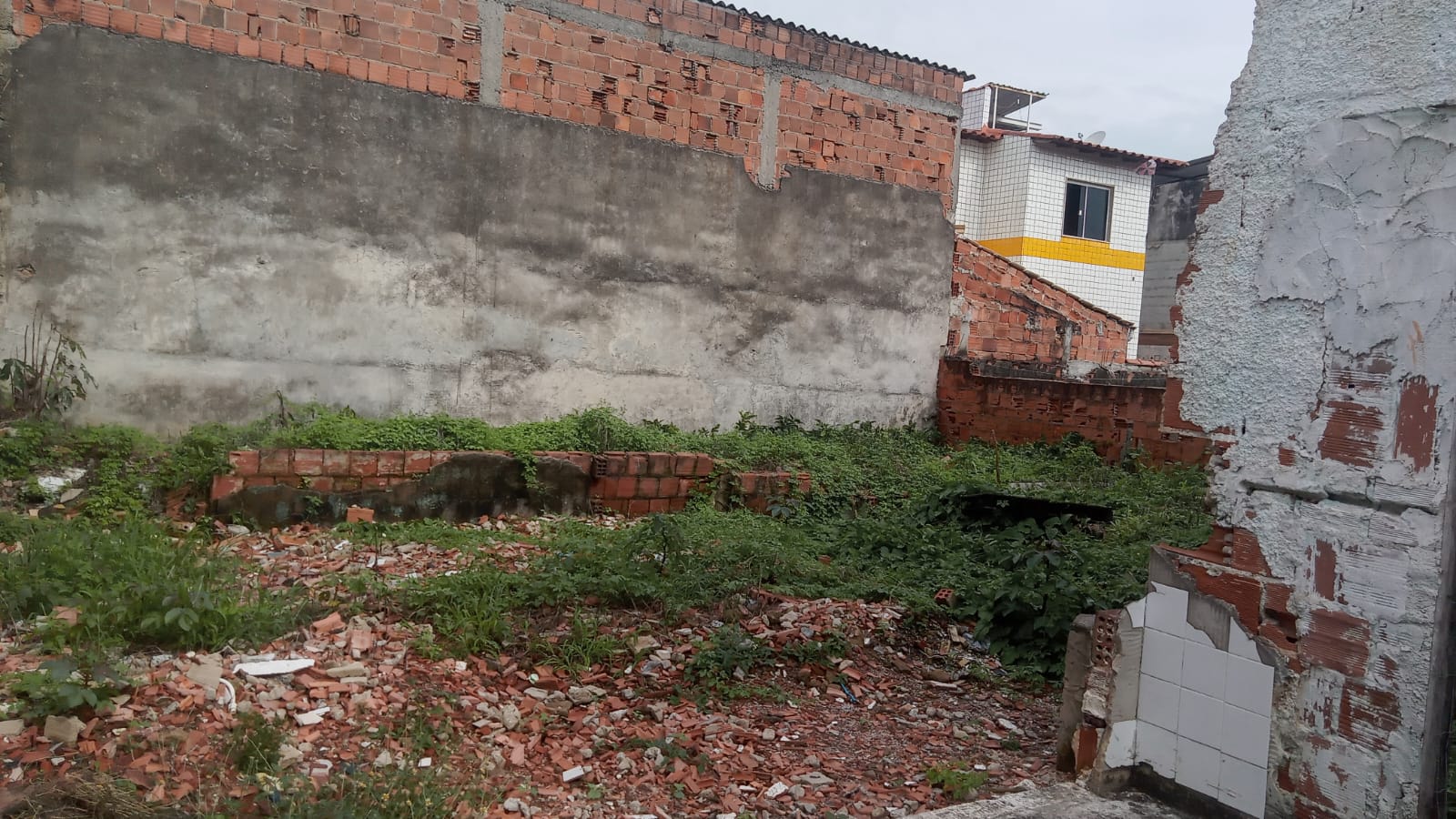 Imagem Casa com 2 Quartos à Venda, 85 m²em Guaratiba - Rio de Janeiro