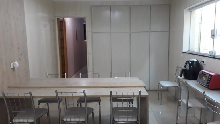 Imagem Sobrado com 4 Quartos à Venda, 225 m² em Vila Alzira - São Paulo Imagem Sobrado com 4 Quartos à Venda, 225 m² em Vila Alzira - São Paulo