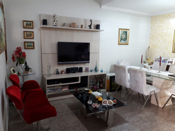 Imagem Casa com 4 Quartos à Venda, 123 m² em Vila União - Fortaleza Imagem Casa com 4 Quartos à Venda, 123 m² em Vila União - Fortaleza