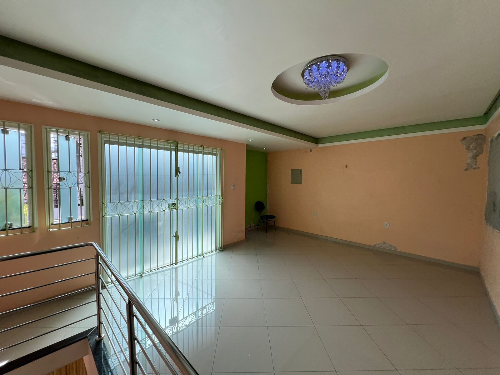 Imagem Casa com 5 Quartos à Venda, 300 m²em Marco - Belém Imagem Casa com 5 Quartos à Venda, 300 m²em Marco - Belém