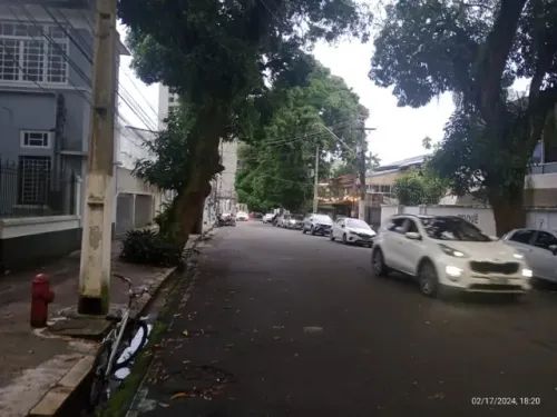 Imagem Casa com 5 Quartos para Alugar, 600 m²em Batista Campos - Belém Imagem Casa com 5 Quartos para Alugar, 600 m²em Batista Campos - Belém