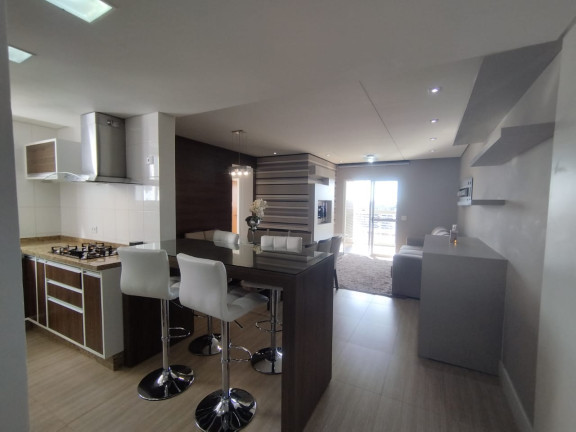 Imagem Apartamento com 3 Quartos à Venda,  em Cabral - Curitiba