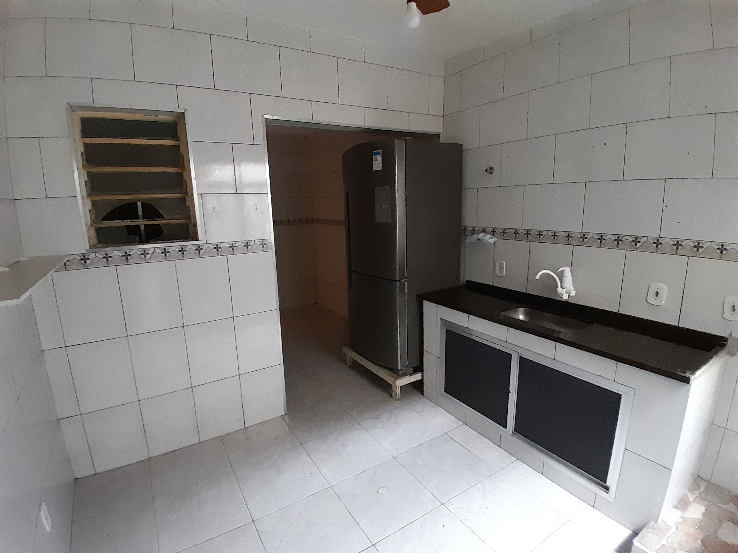 Imagem Casa com 2 Quartos à Venda, 80 m² em Bangu - Rio de Janeiro