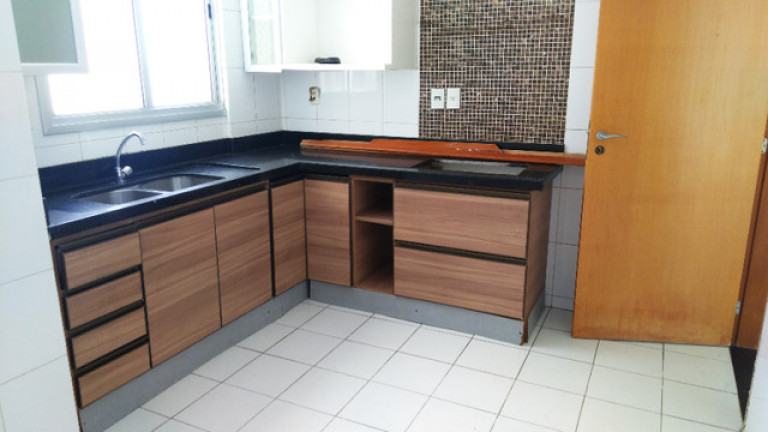 Imagem Apartamento com 4 Quartos à Venda, 119 m²em Nova Suiça - Goiânia