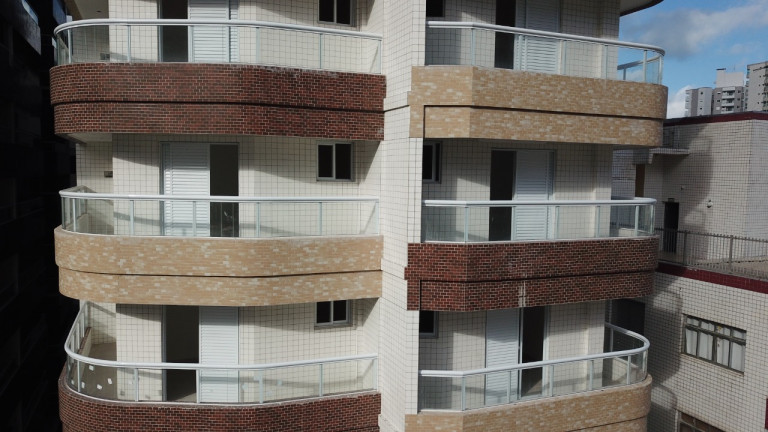Imagem Apartamento com 2 Quartos à Venda, 80 m²em Caiçara - Praia Grande