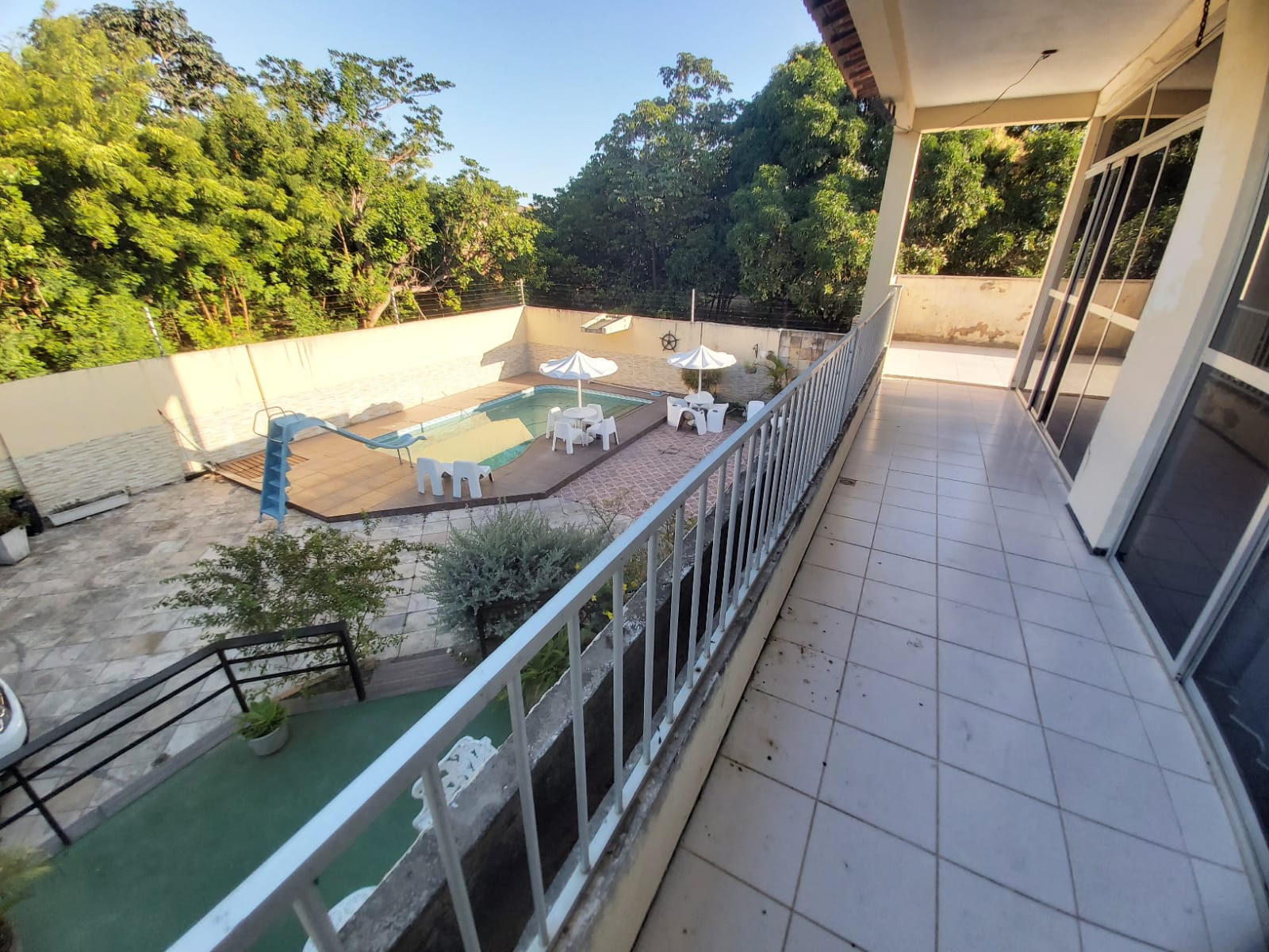 Imagem Casa com 3 Quartos à Venda, 762 m² em Sapiranga-Coité - Fortaleza Imagem Casa com 3 Quartos à Venda, 762 m² em Sapiranga-Coité - Fortaleza
