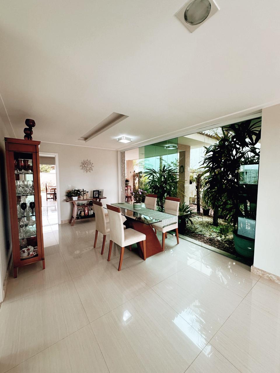 Imagem Casa de Condomínio com 4 Quartos à Venda, 350 m²em Alphaville (Abrantes) - Camaçari Imagem Casa de Condomínio com 4 Quartos à Venda, 350 m²em Alphaville (Abrantes) - Camaçari